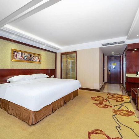 Vienna Hotel Dongguan Houjie Exhibition Center Eksteriør billede