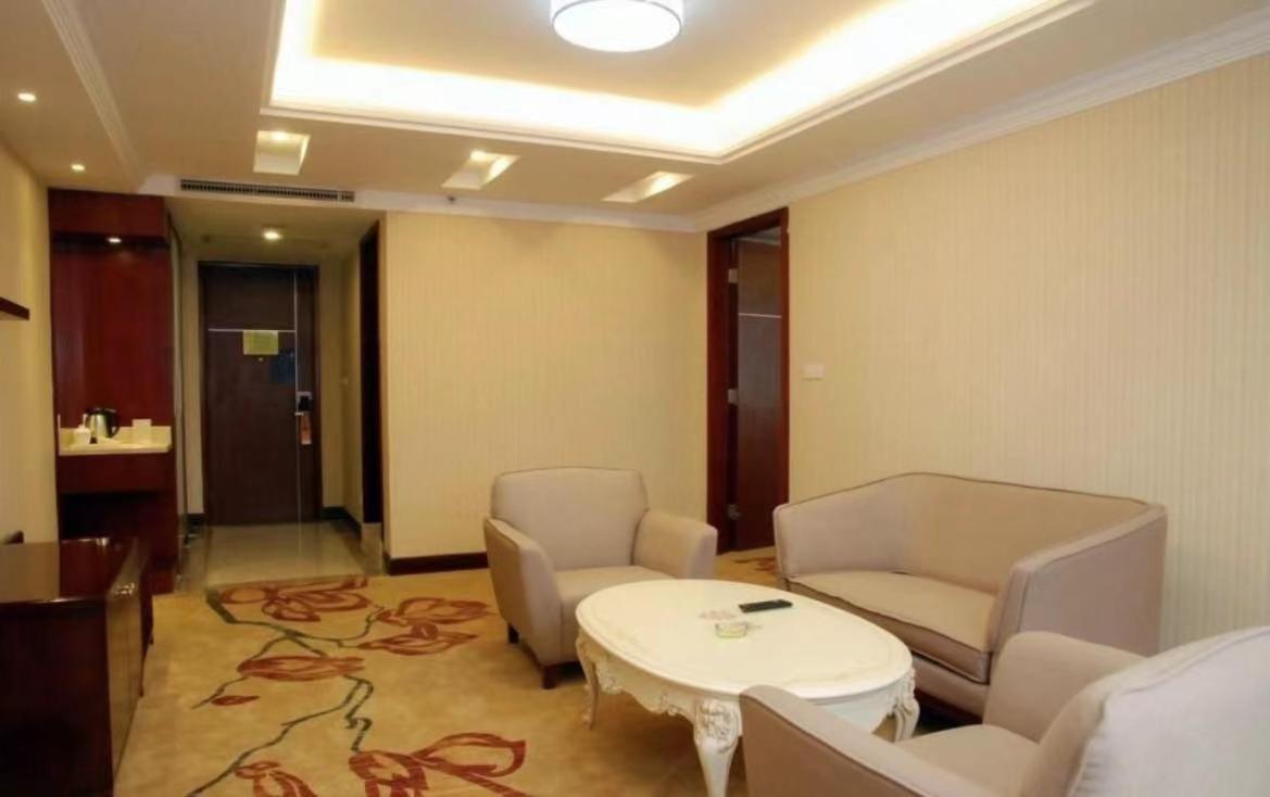 Vienna Hotel Dongguan Houjie Exhibition Center Eksteriør billede