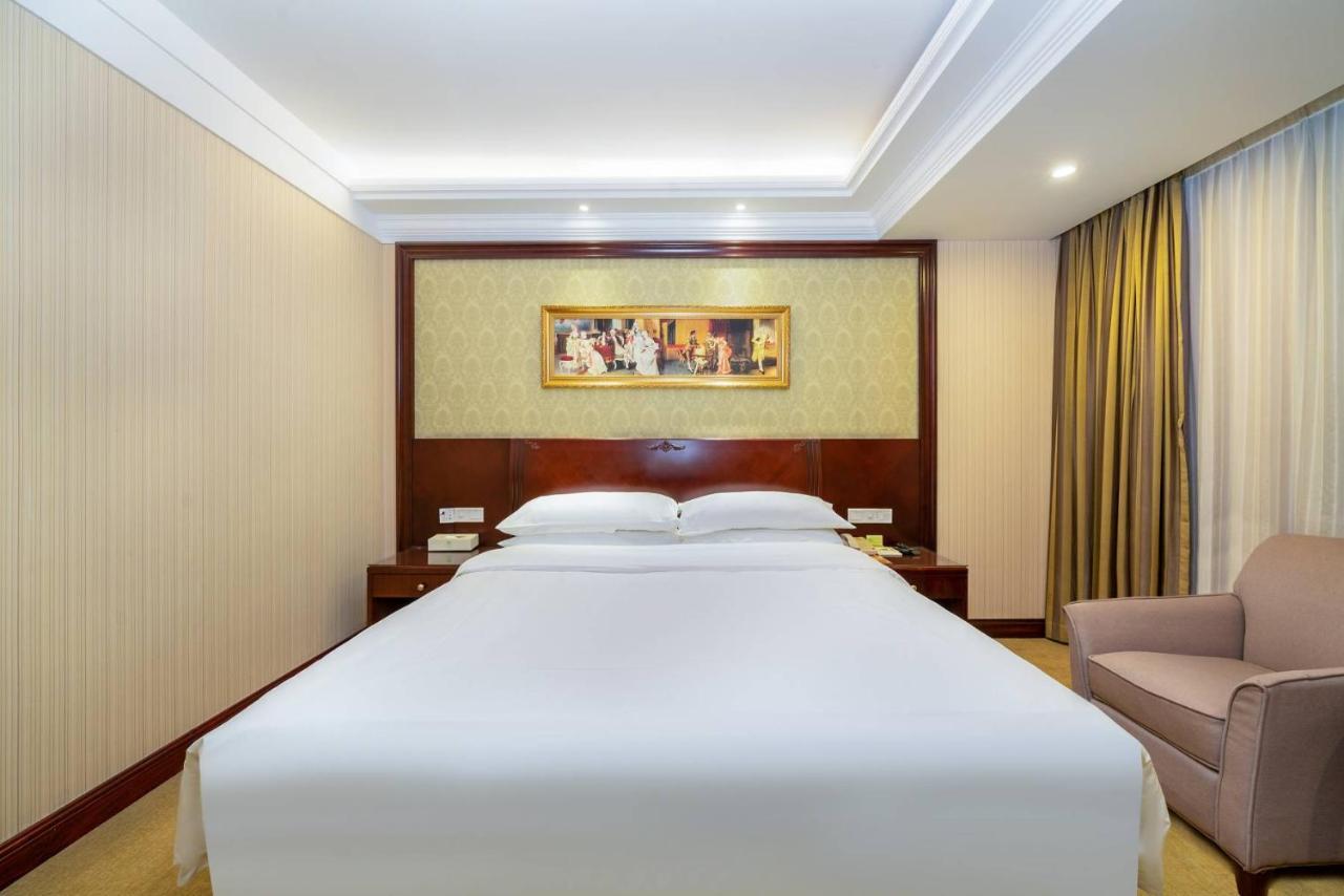 Vienna Hotel Dongguan Houjie Exhibition Center Eksteriør billede