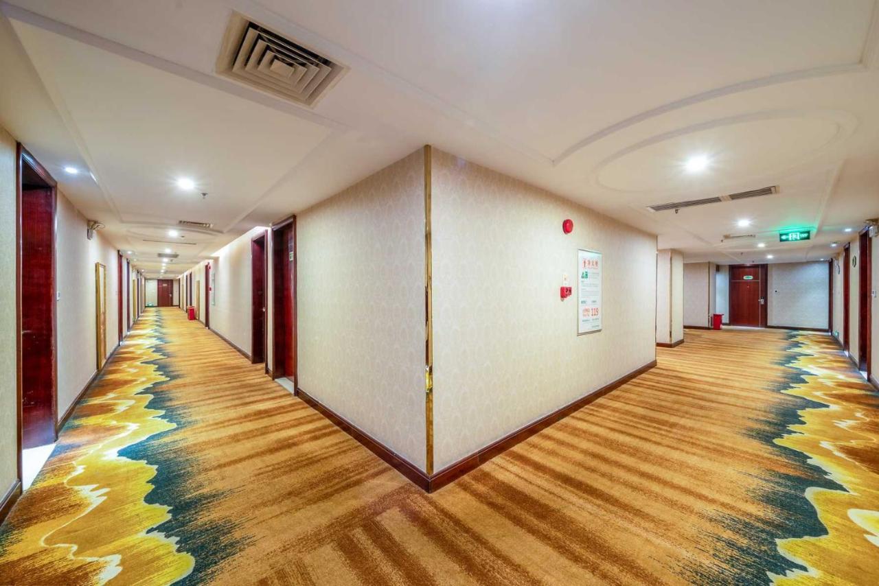 Vienna Hotel Dongguan Houjie Exhibition Center Eksteriør billede