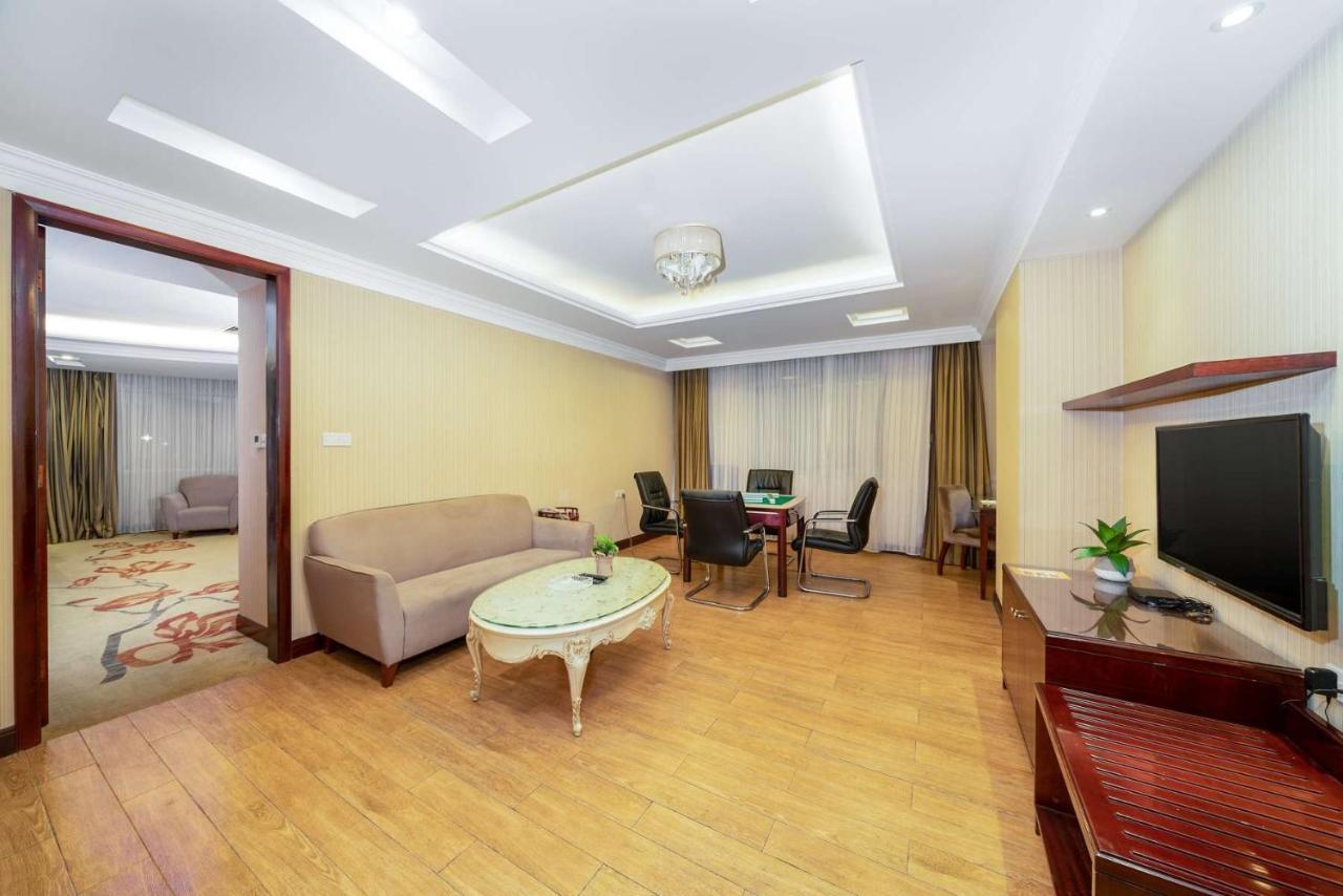 Vienna Hotel Dongguan Houjie Exhibition Center Eksteriør billede