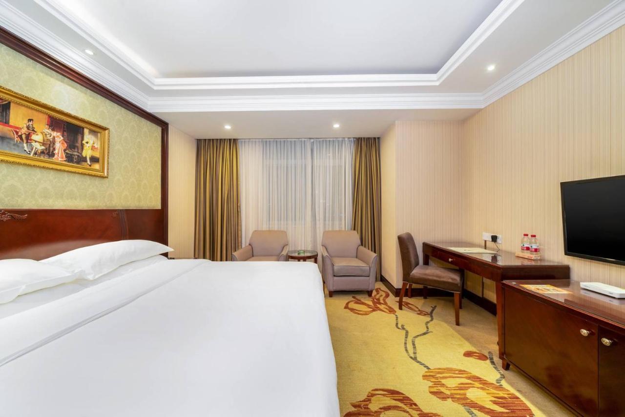 Vienna Hotel Dongguan Houjie Exhibition Center Eksteriør billede