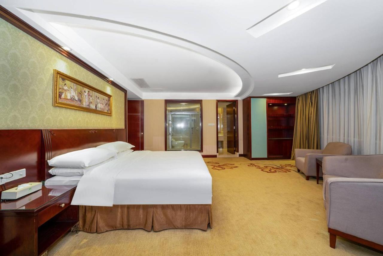 Vienna Hotel Dongguan Houjie Exhibition Center Eksteriør billede